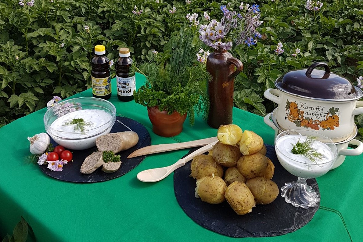 Ab sofort gibt es neue Kartoffeln im Landmarkt Ab sofort gibt es neue Kartoffeln im Landmarkt